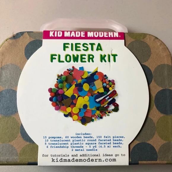 Kid Made Modern Fiesta Flower Kit NIB - Picture 2 of 2